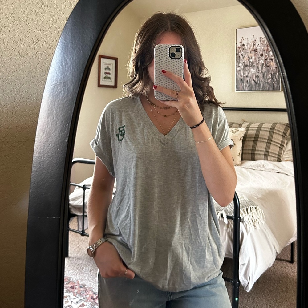 Tommy Bahama Heather Gray BU V-Neck Tee